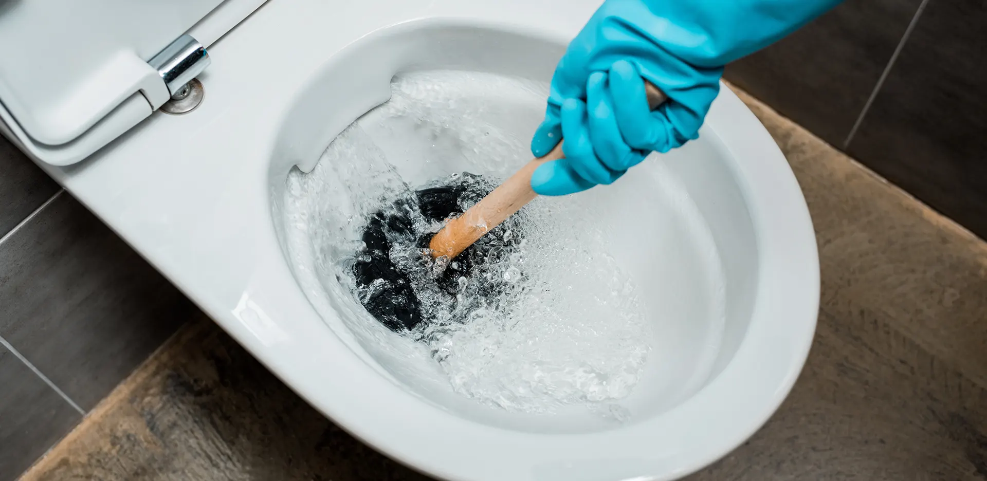 Bathroom Deep Cleaning